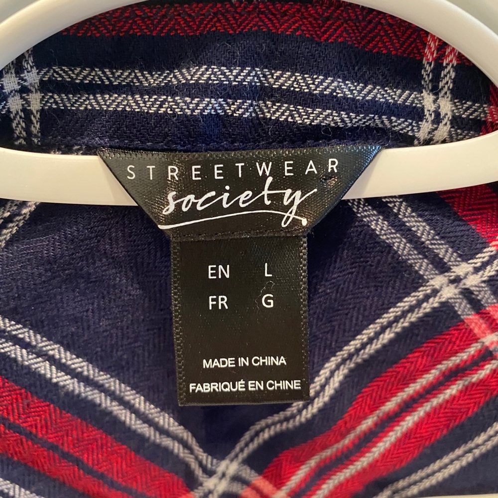 Streetwear Society • Long sleeve plaid button down - Picture 6 of 6